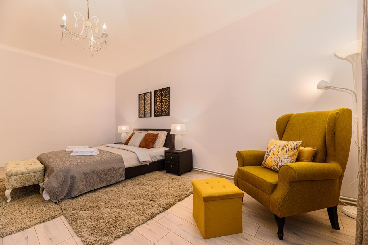 Chic&View Brasov Apartment Экстерьер фото