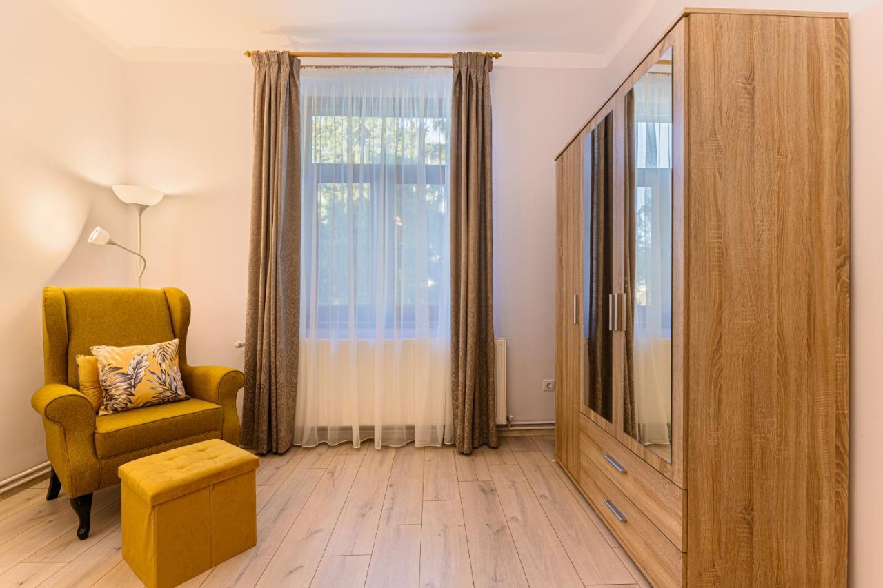 Chic&View Brasov Apartment Экстерьер фото