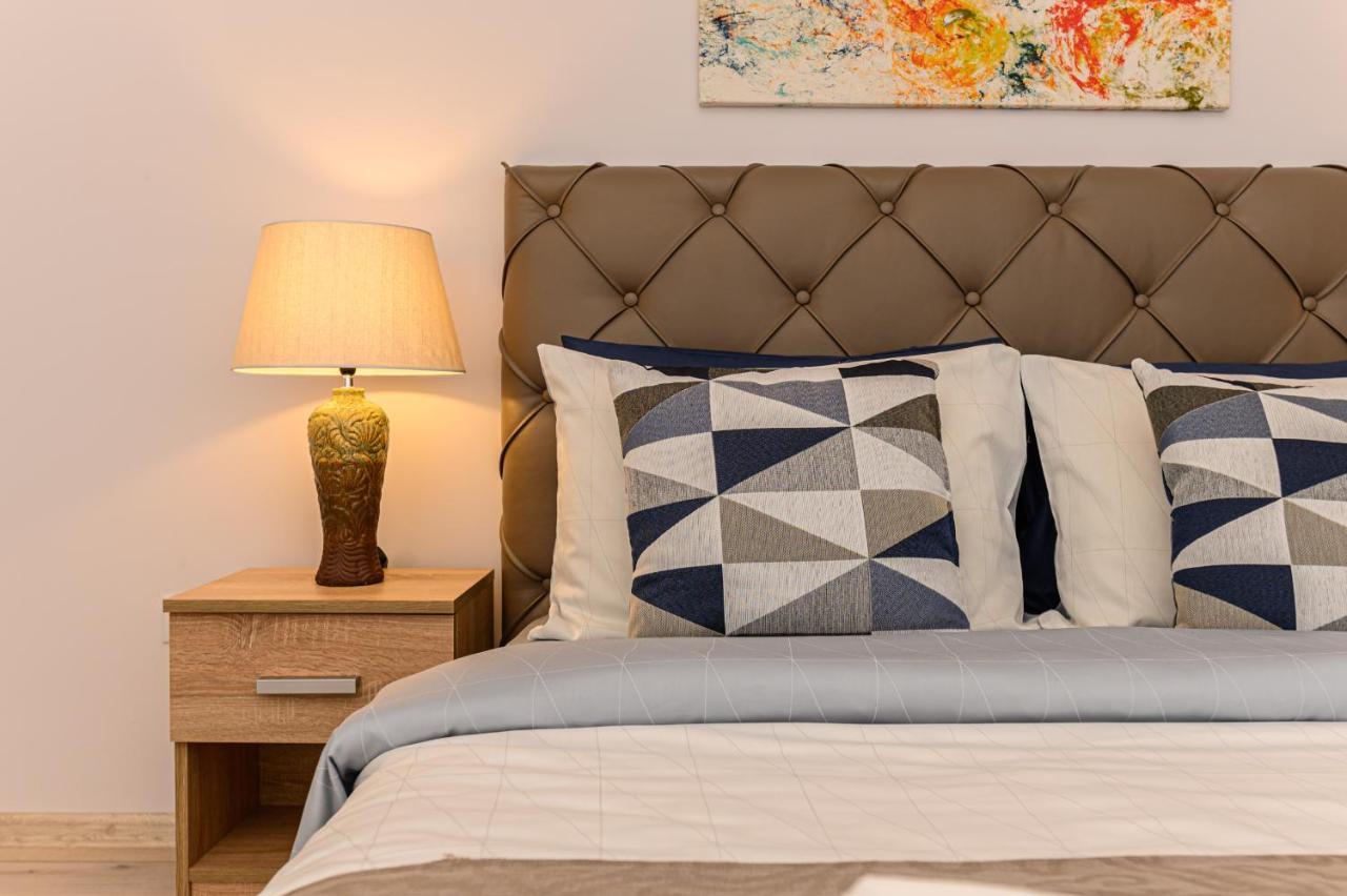 Chic&View Brasov Apartment Экстерьер фото